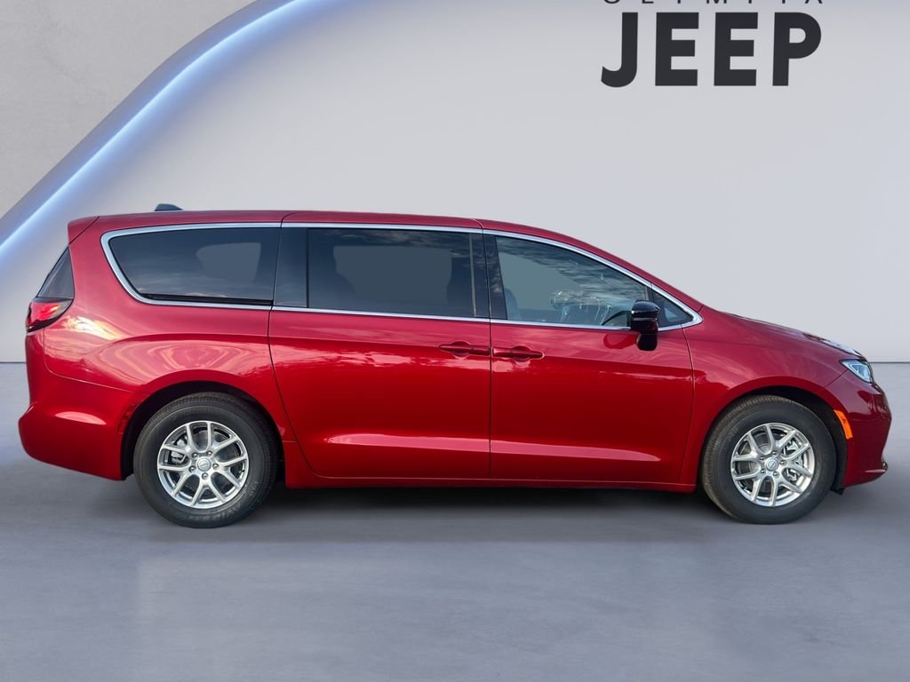 2026 Chrysler Pacifica Select - Photo 8