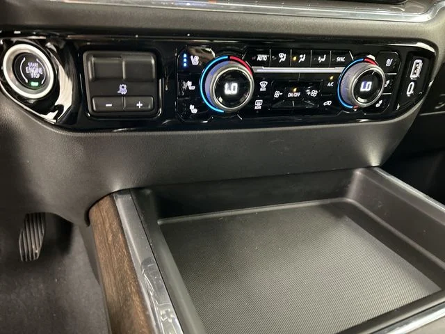 Used 2024 Black Chevrolet High Country image 19