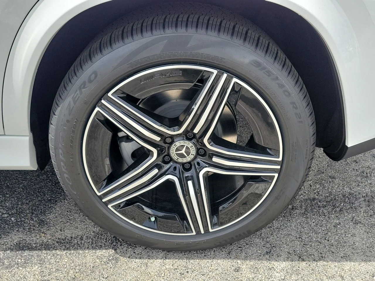 New 2026 Polar White Mercedes-Benz GLE 350 image 11