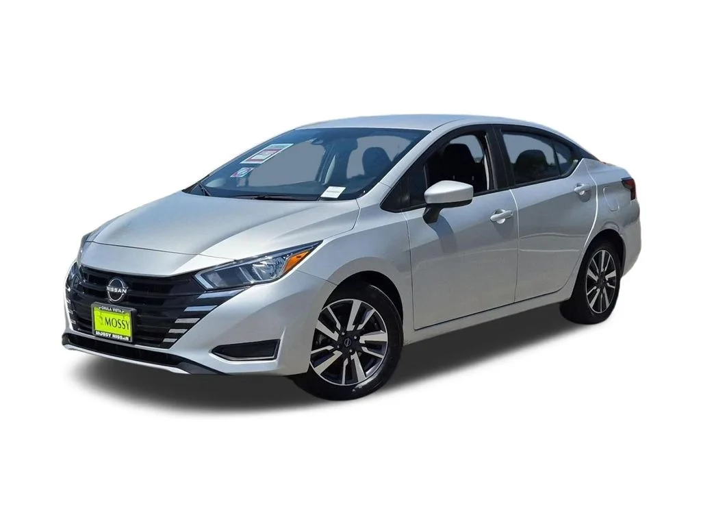 Used 2024 Silver Nissan 1.6 SV image 1