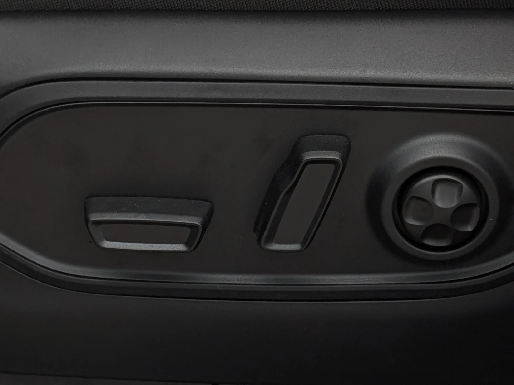 New 2026 White Jeep Altitude - - Power Sunroof - 20 Gloss Black Wheels - Capri Leatherette/Suede - Remote Start & More! image 17