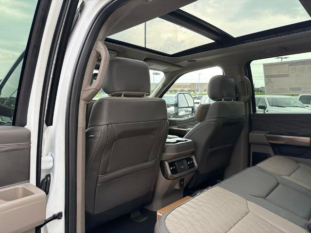 New 2026 Star White Metallic Tri-Coat Ford F-250® Platinum® image 14