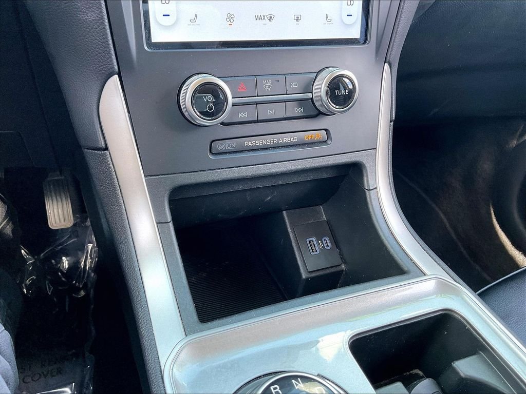 Used 2024 Iconic Silver Metallic Ford SEL image 24