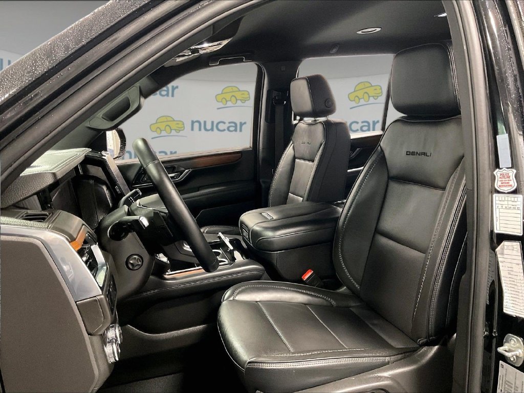 Used 2025 Black GMC Denali image 10