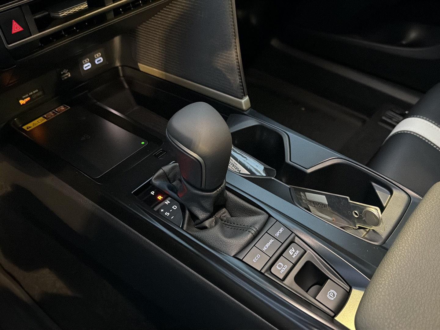 New 2026 Ocean Gem Toyota SE image 27