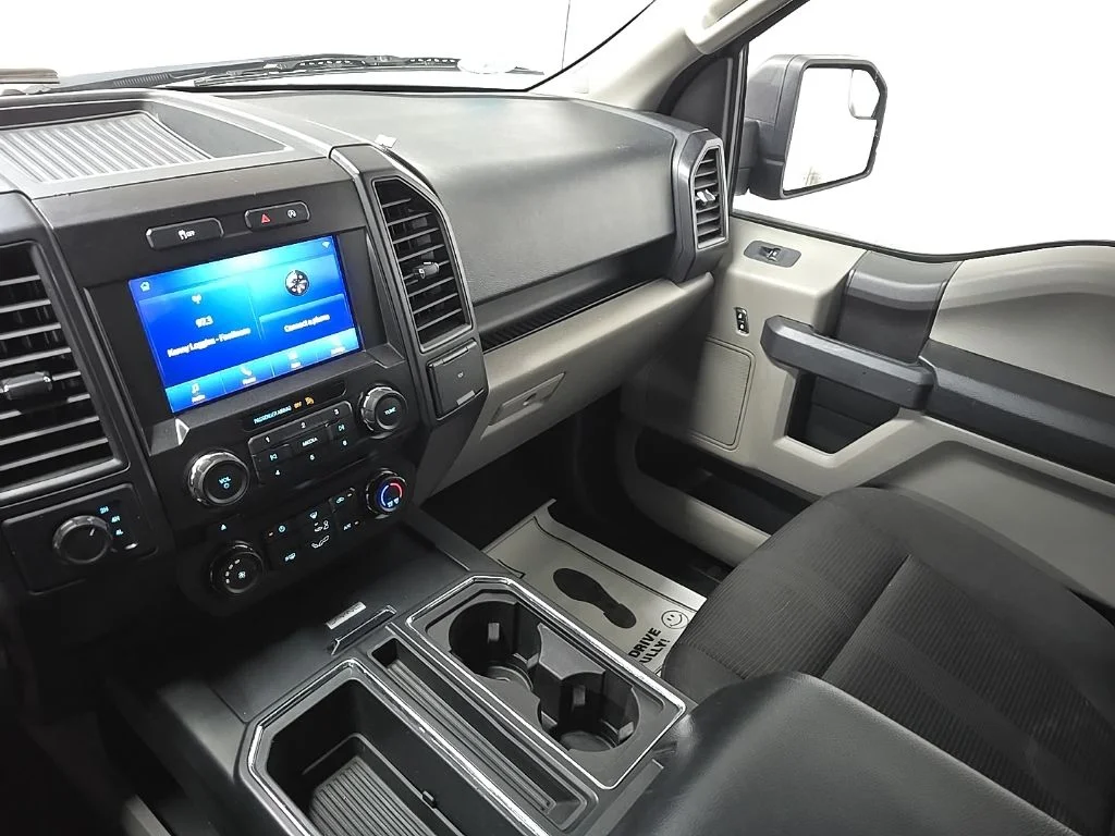 Used 2018 Gray Ford XL image 30