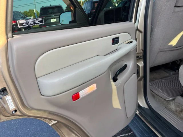 Used 2001  GMC SLE image 11