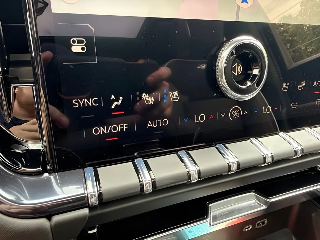 2026 GMC Yukon XL AT4 Ultimate - Photo 27