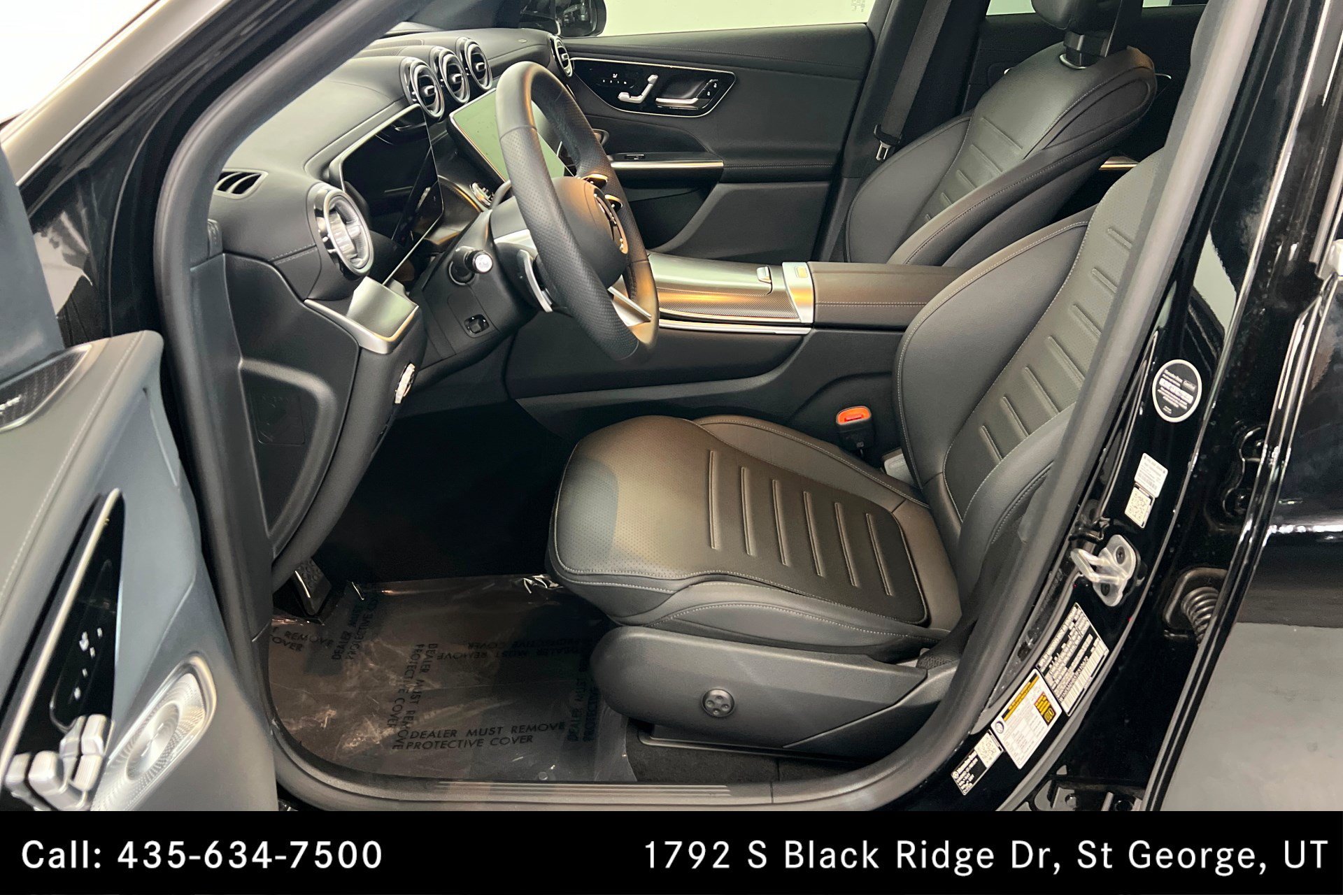 Certified Used 2026 Black Mercedes-Benz GLC 300 image 18