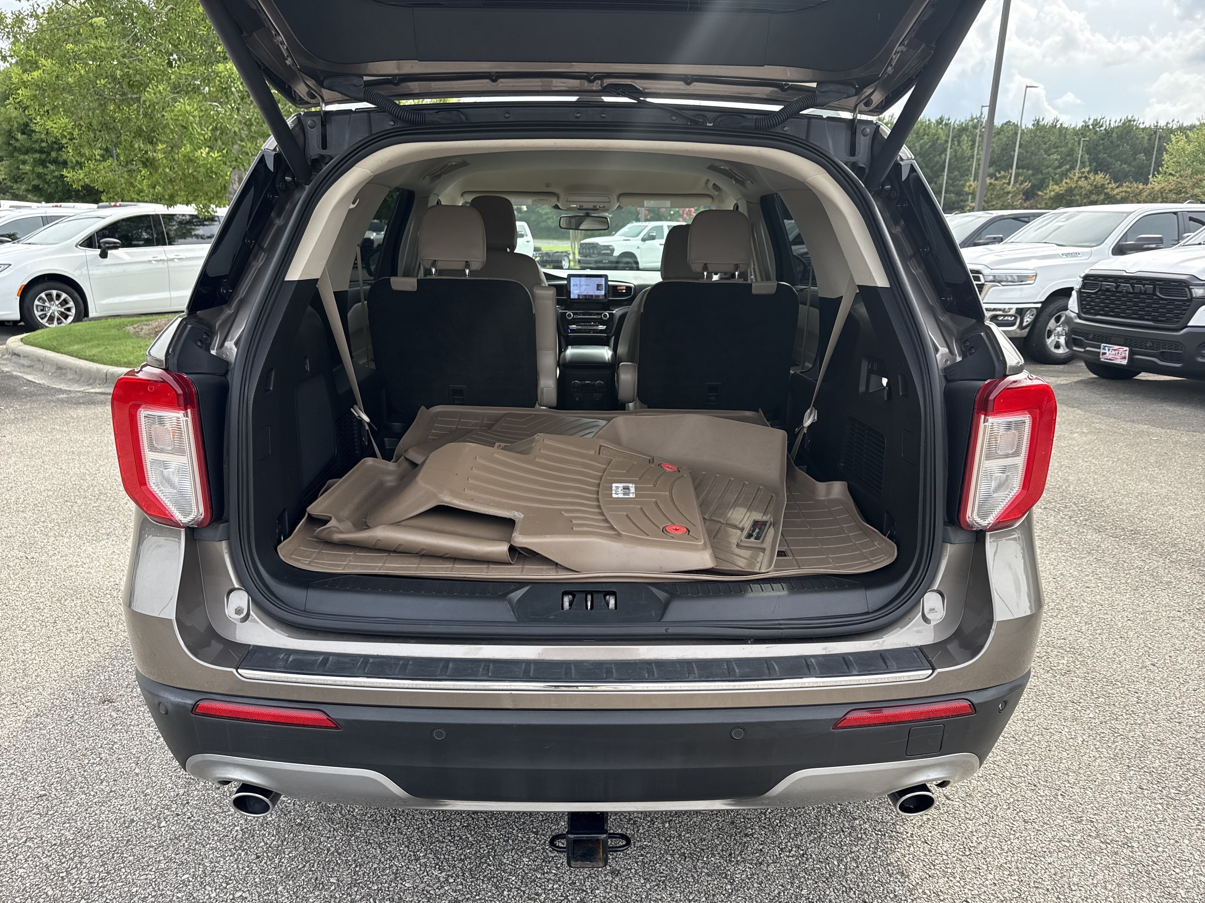 Used 2021 Gray Ford Limited image 19