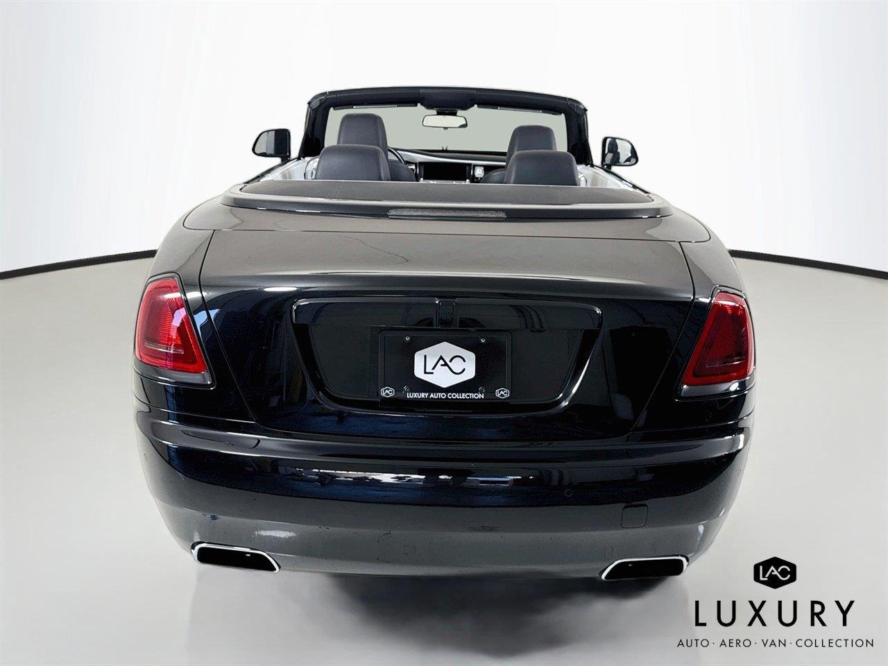 Used 2018 Obsidian Rolls-Royce  image 6