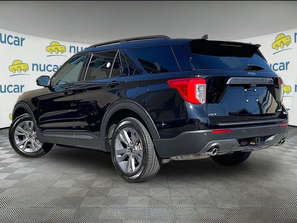 Used 2023 Black Ford XLT image 4