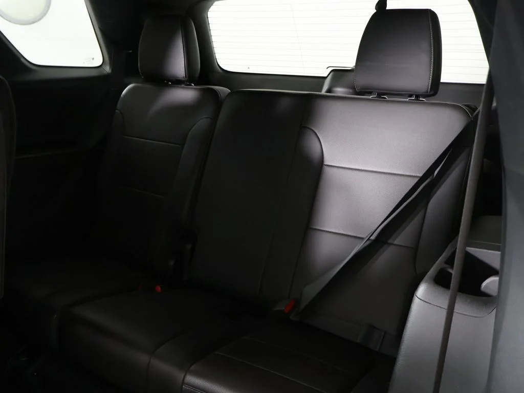 Used 2023 Gray Chevrolet Premier image 38