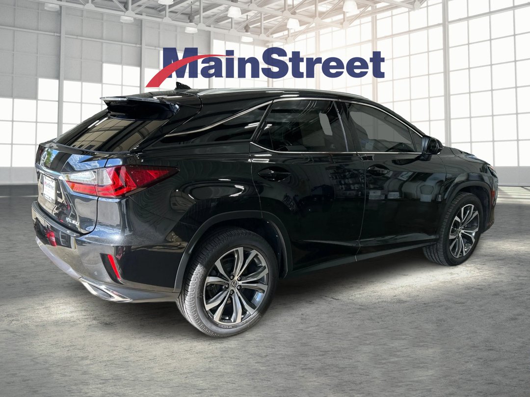 Used 2017  Lexus 350 image 5