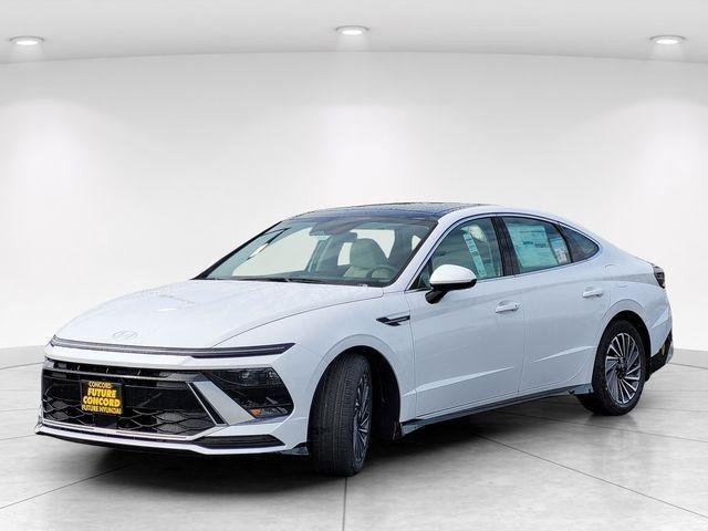 New 2026 White Hyundai SEL image 2