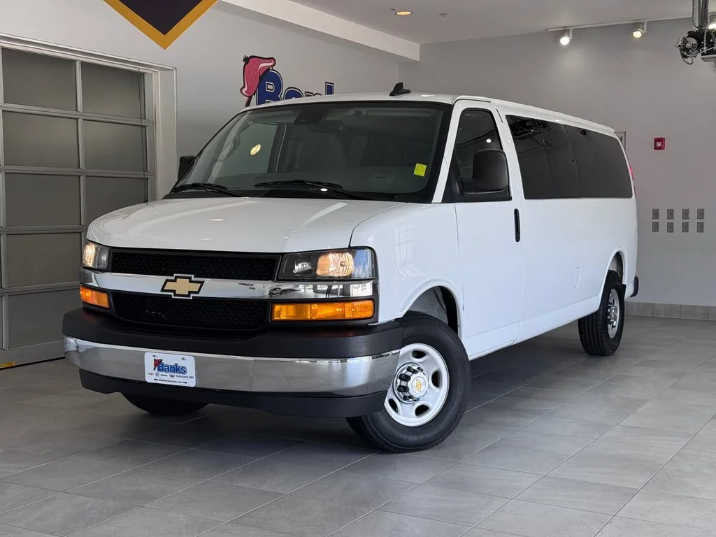 1GAZGPF76S1108130