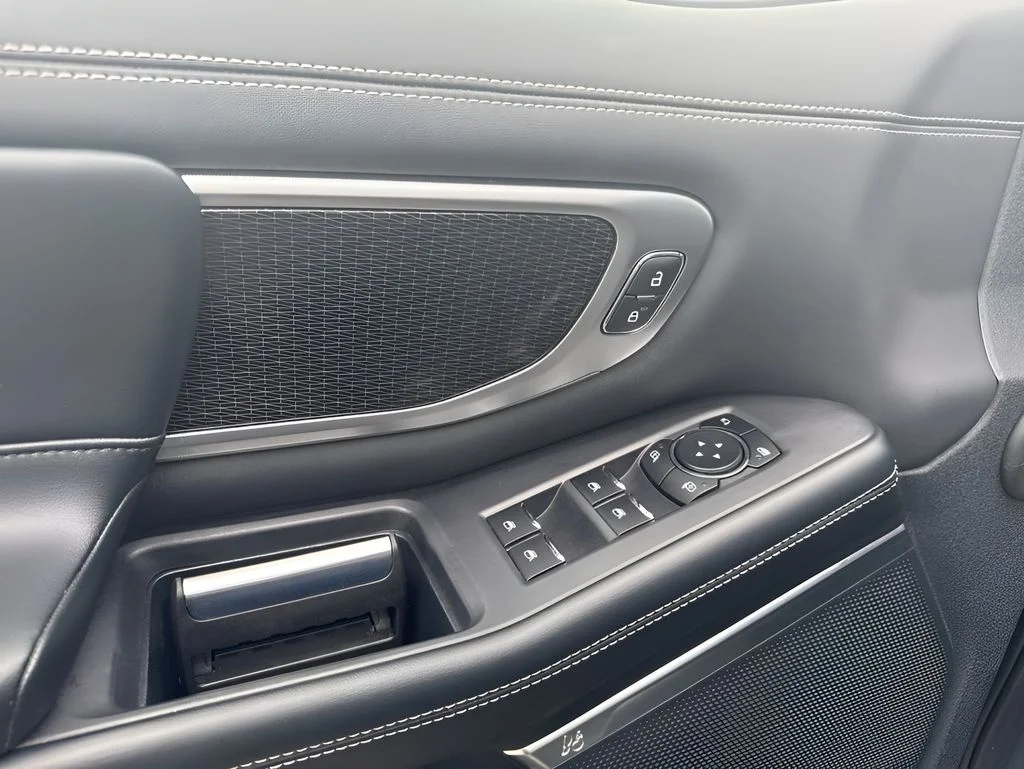 Used 2025 Blue Ford Platinum image 22