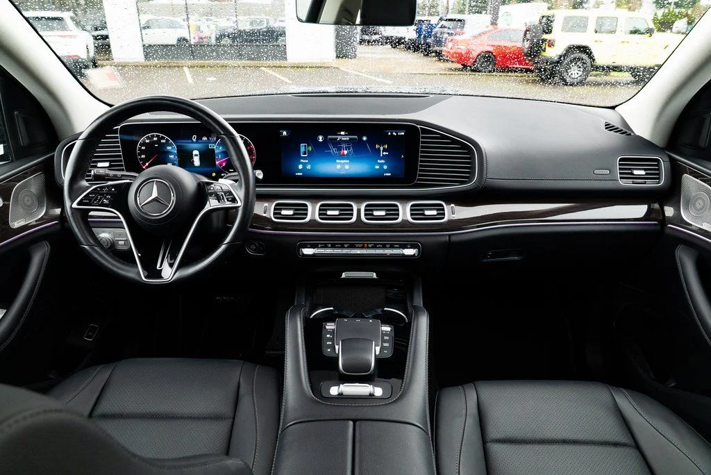 Used 2024 Black Mercedes-Benz GLS 450 image 9