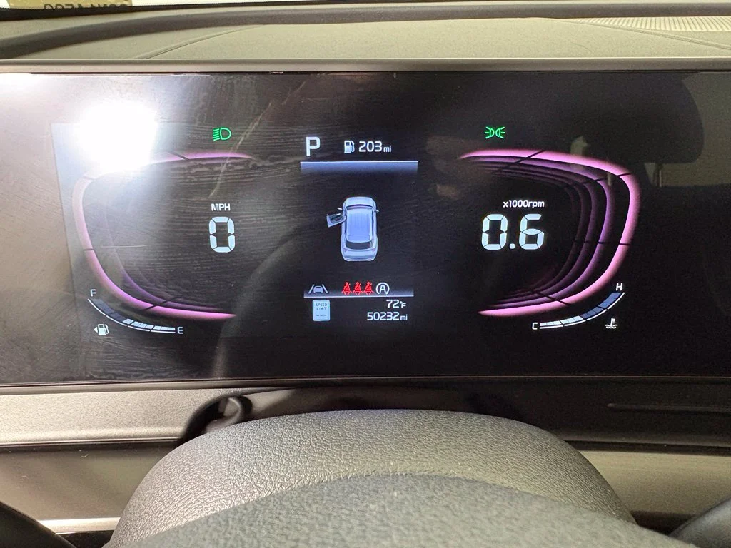 Used 2025 White Kia EX image 26