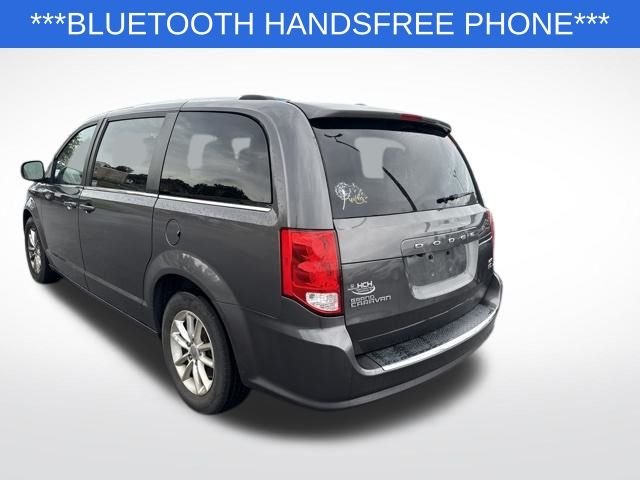 Used 2018 Gray Dodge SXT image 3