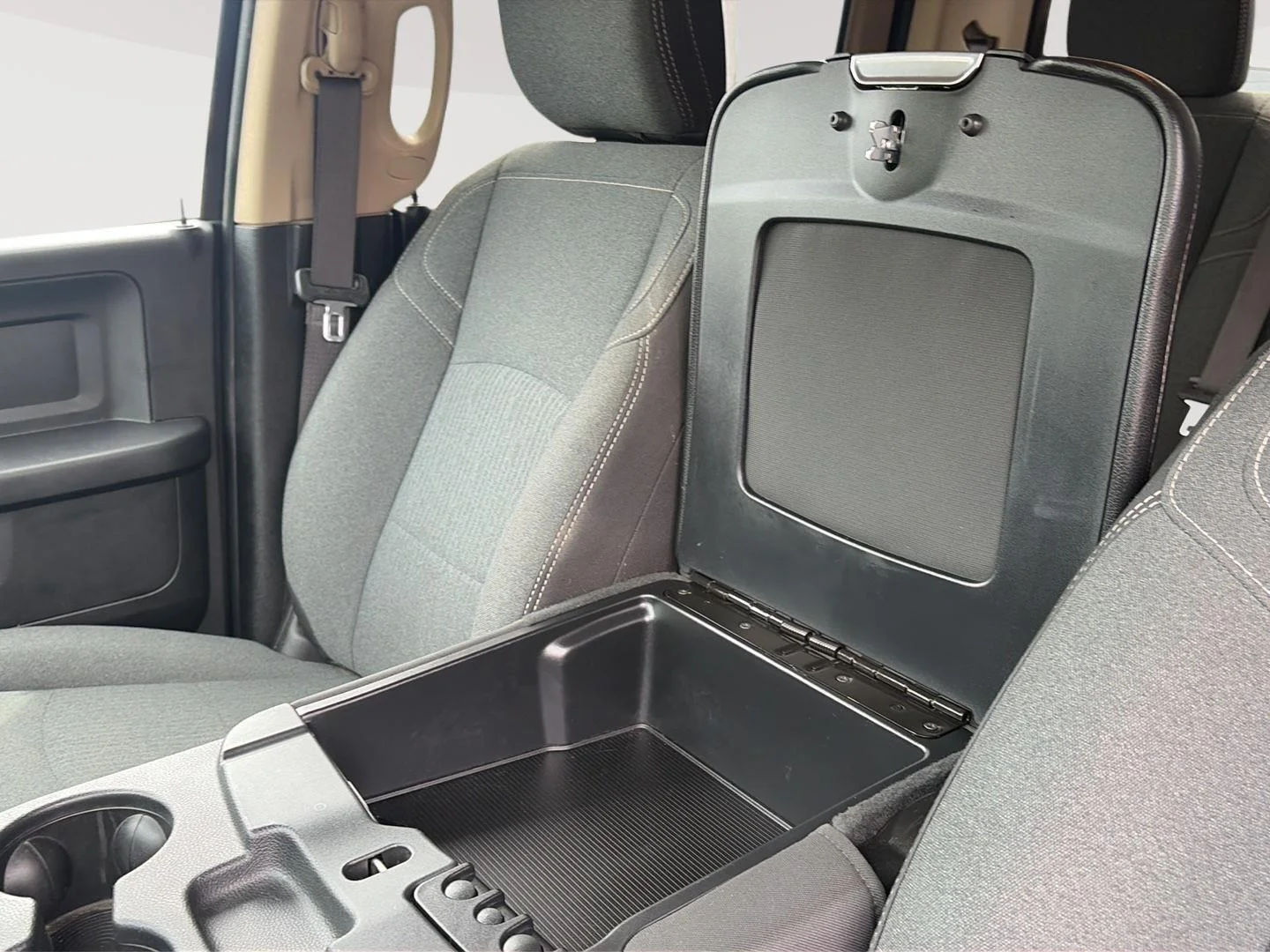 Certified Used 2020 Granite Crystal Metallic Clearcoat Ram Tradesman image 34