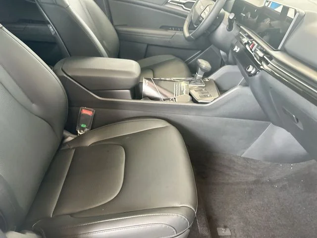 New 2027 Wolf Gray Kia EX image 27
