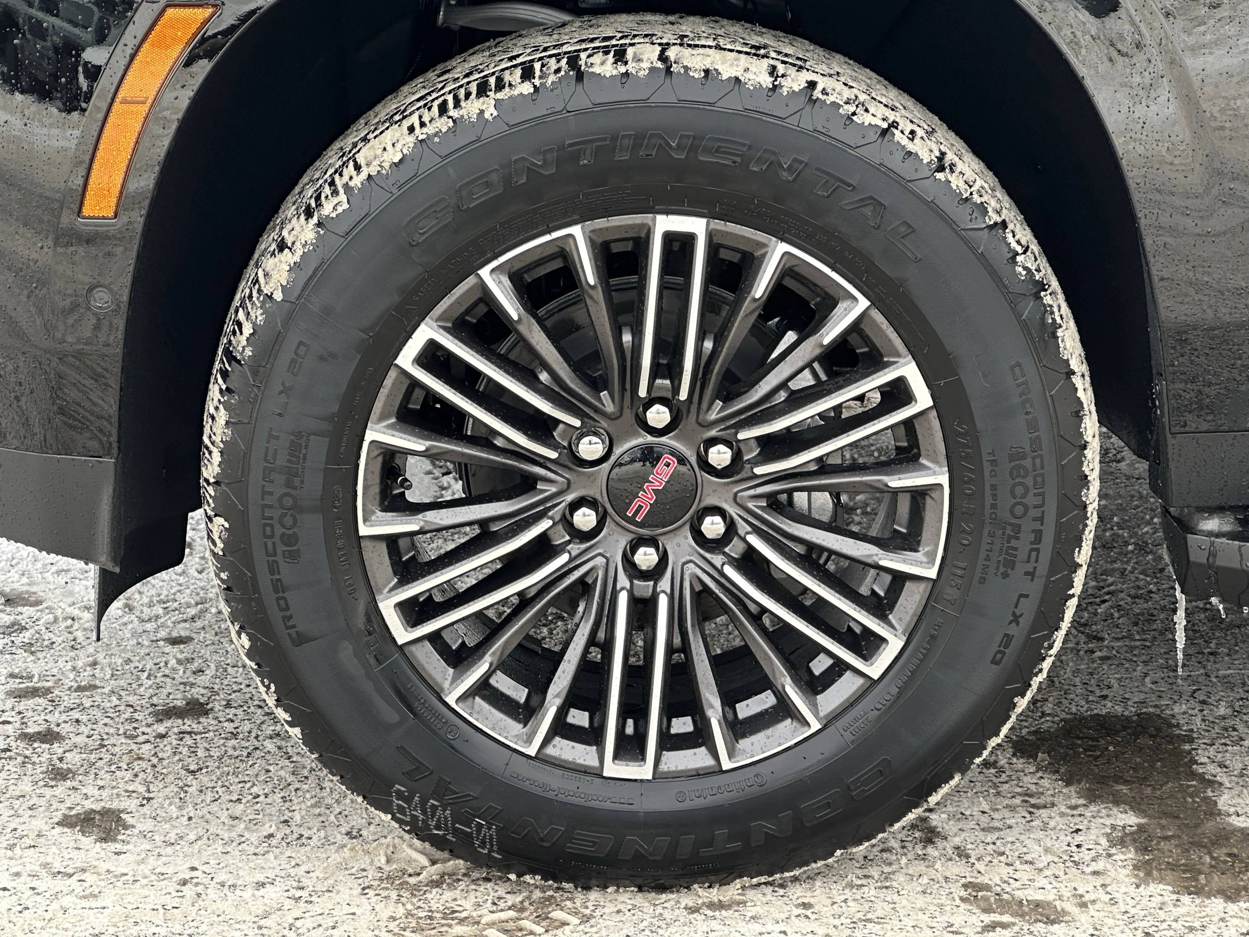 New 2026 Onyx Black GMC Elevation image 6