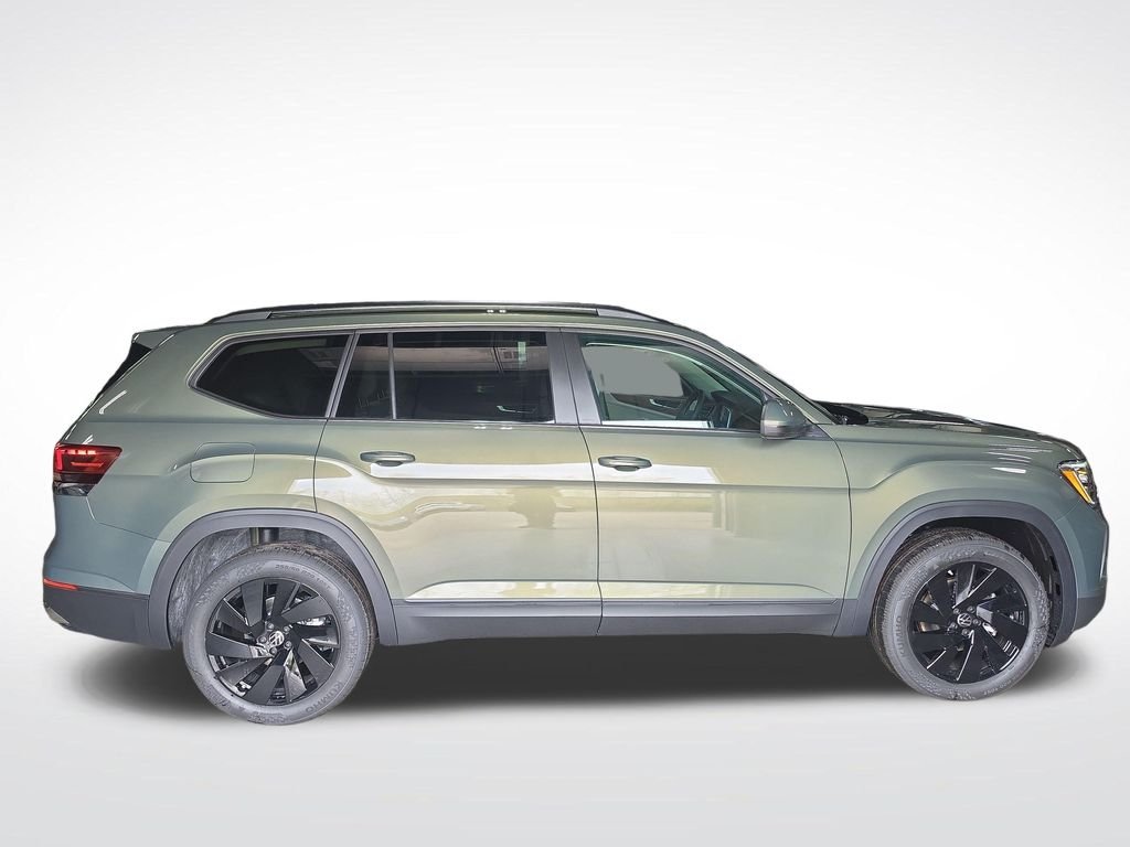New 2026 Green Volkswagen 2.0T SE w/Technology image 4