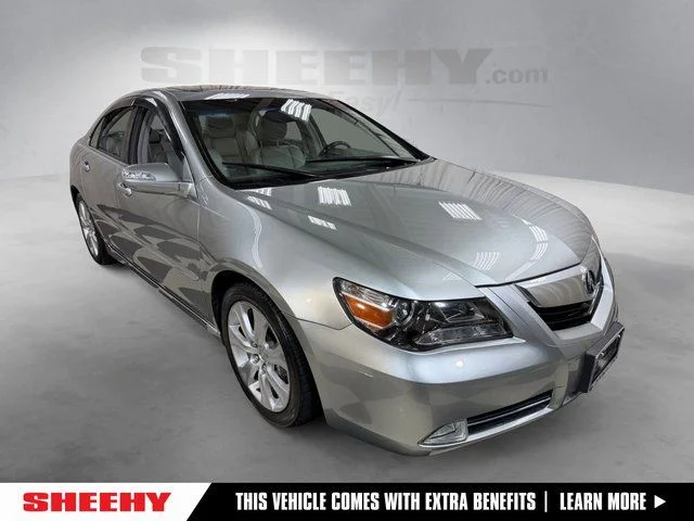 2010 Acura RL's photo