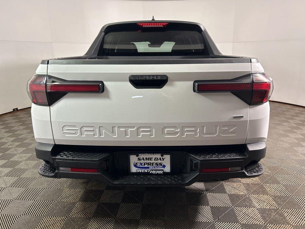 Used 2024 White Hyundai SEL image 7