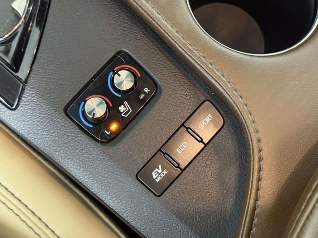 Used 2018 Mica Toyota Limited image 30