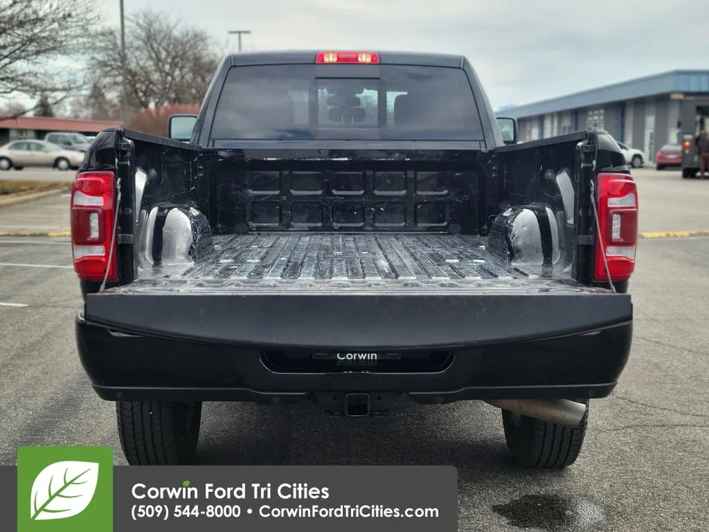 Used 2024 Diamond Black Ram Laramie image 19