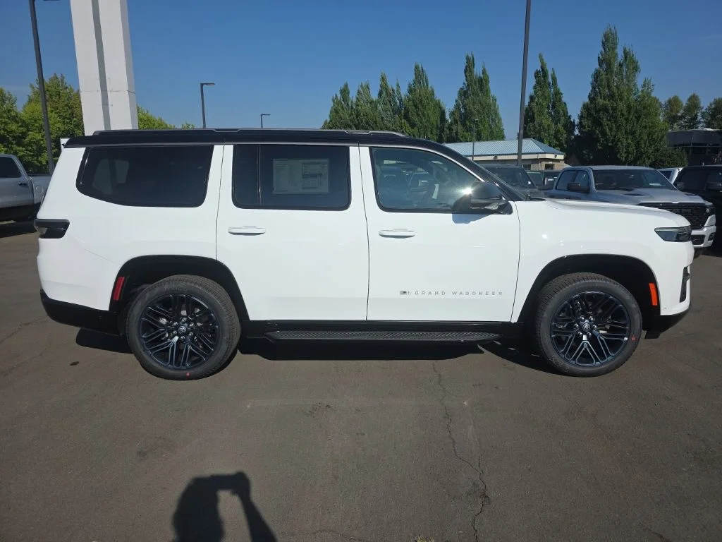 New 2026 Bright White Clearcoat Jeep 85th Anniversary Edition image 6