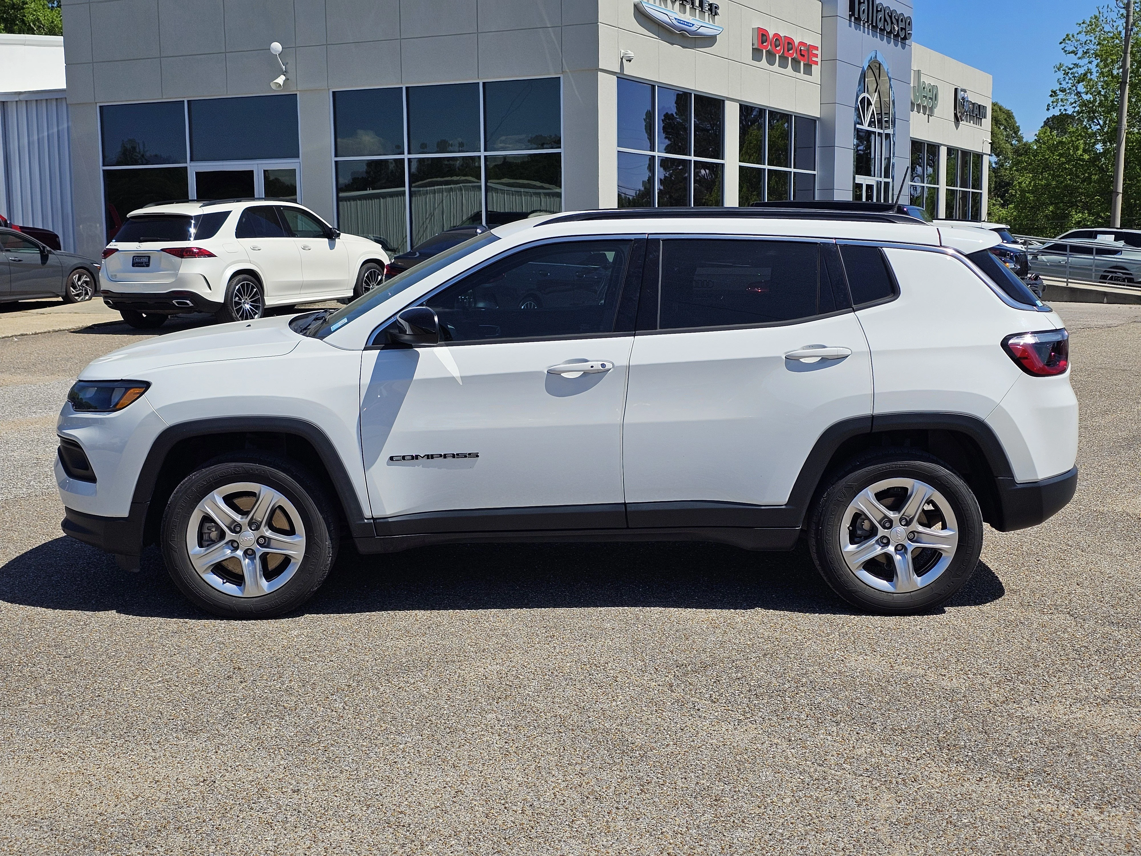 2023 Jeep Compass Latitude - Photo 14