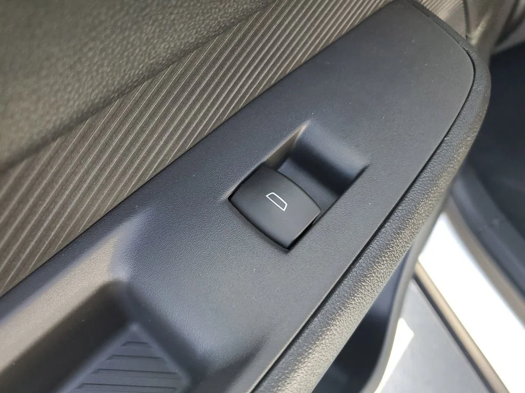 2027 Chevrolet Bolt LT - Photo 16