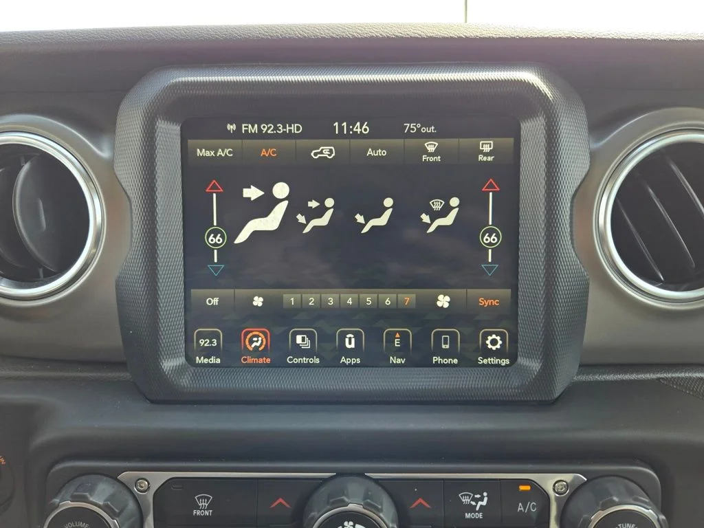 Used 2022 Yellow Jeep Unlimited Rubicon 4xe image 22