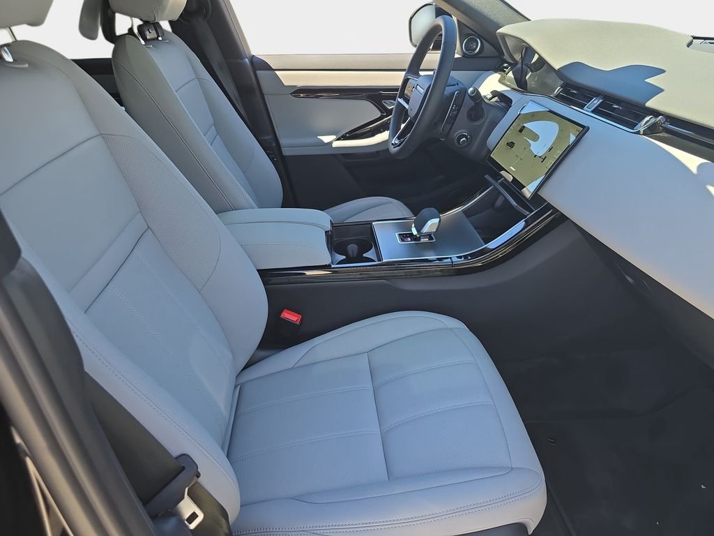 New 2026 Santorini Black LAND ROVER S image 10