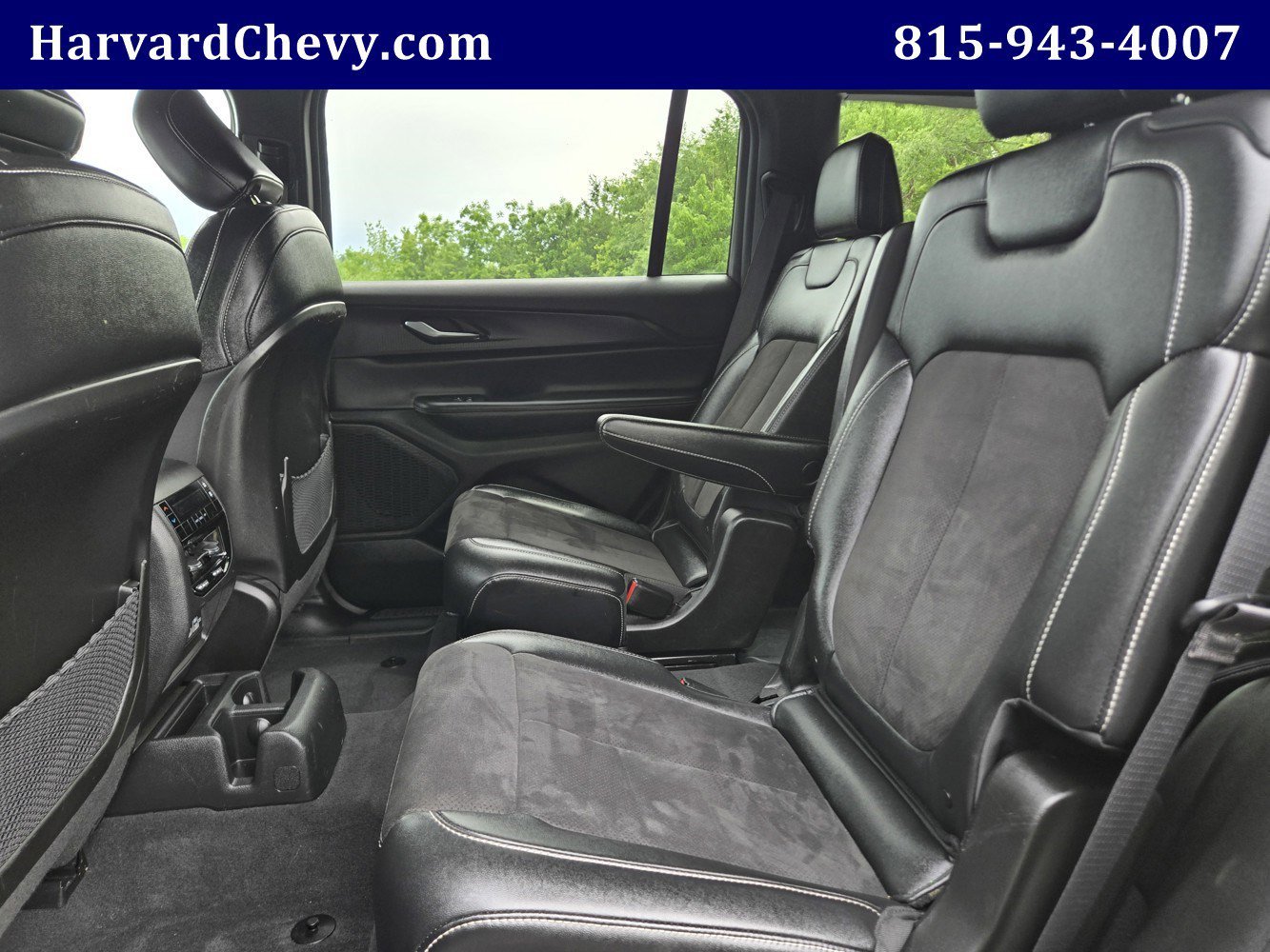 Used 2023 Black Jeep Altitude 4x4 image 27