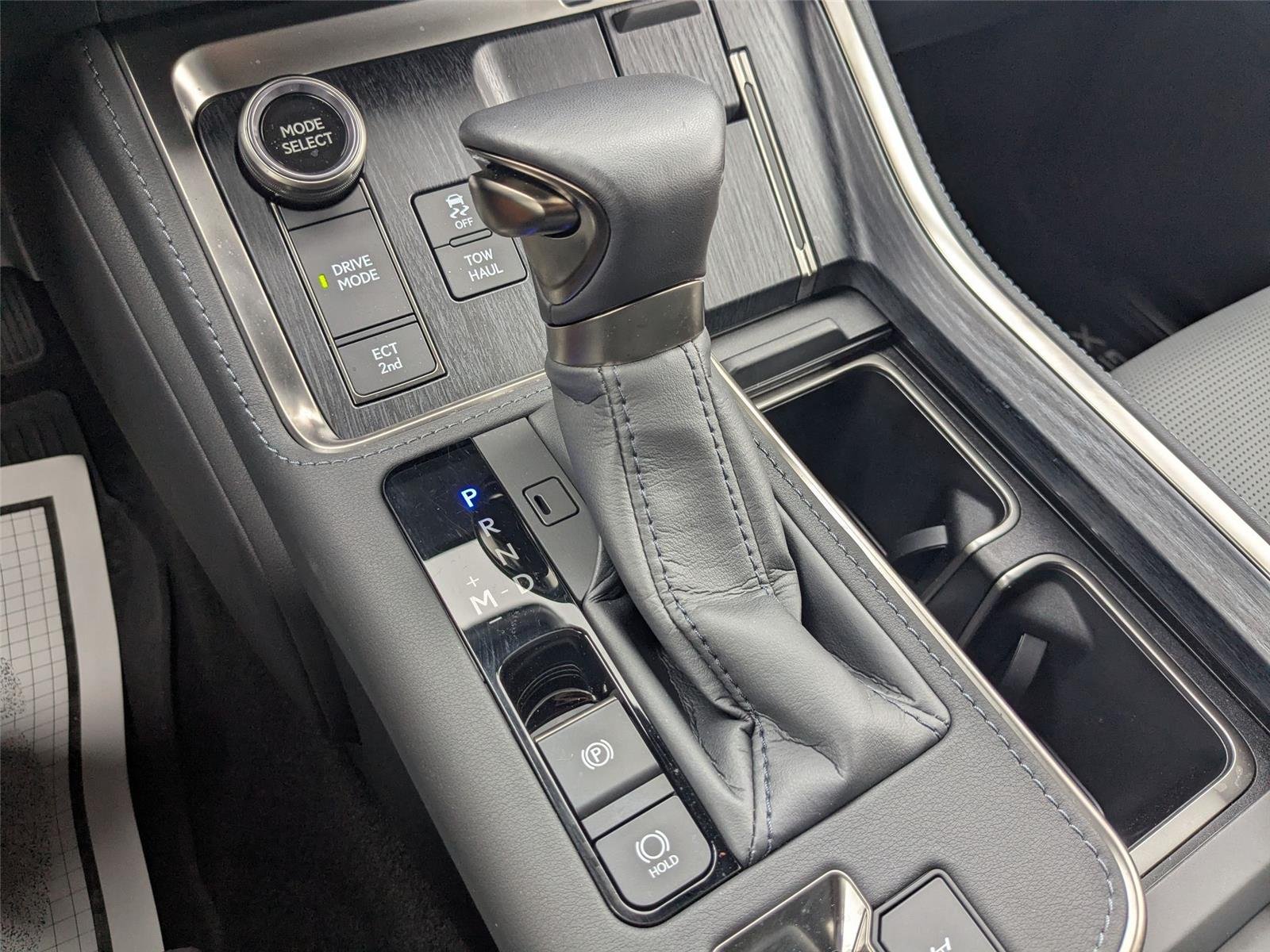 Used 2026 Incognito Lexus GX 550 Luxury + image 16