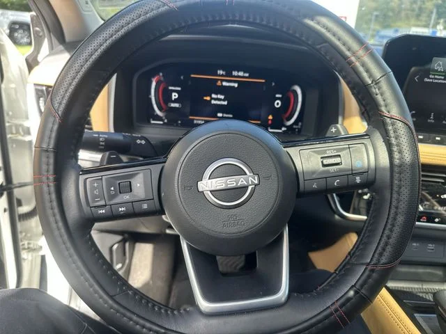 Certified Used 2023 White Nissan Platinum image 13