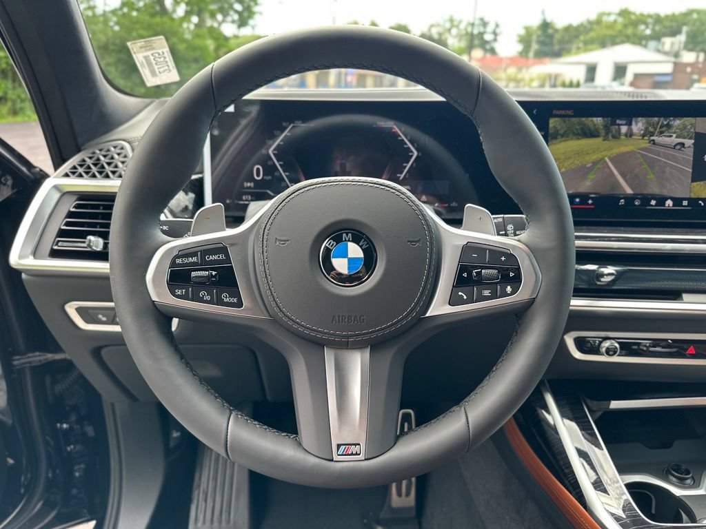New 2027 Carbon Black Metallic BMW xDrive40i image 31