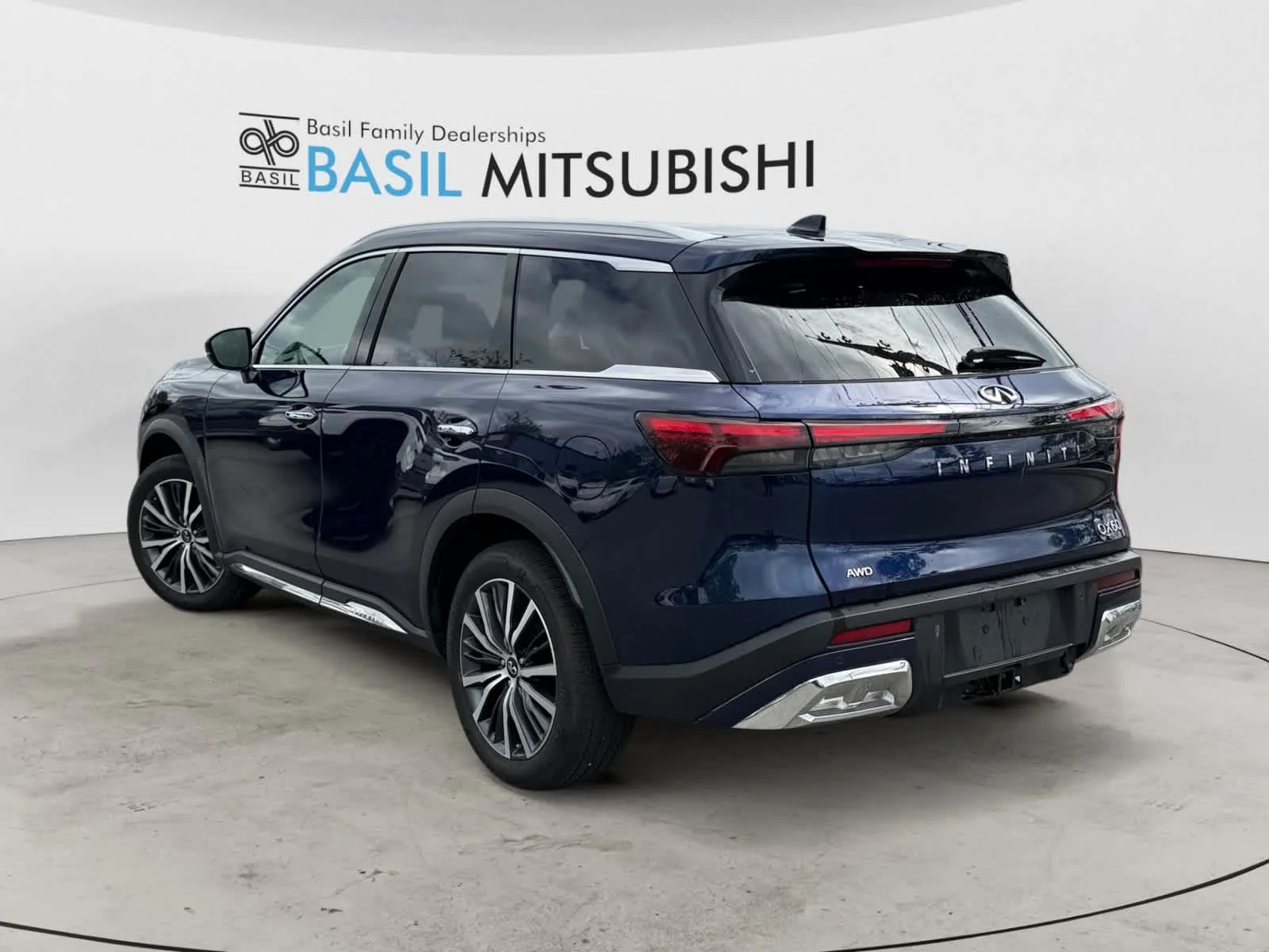 Used 2022 Grand Blue INFINITI SENSORY image 3