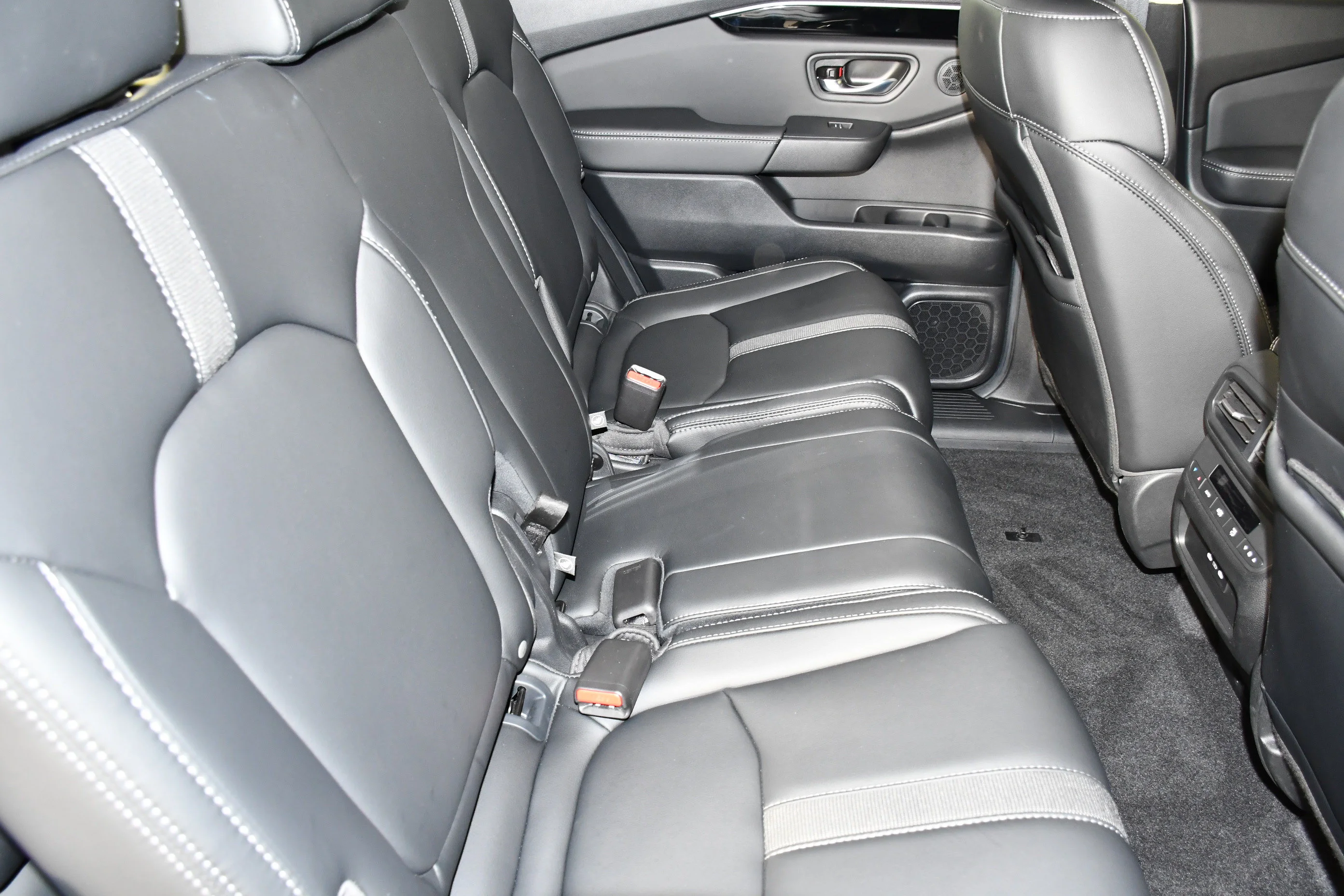 Certified Used 2025 Sonic Gray Pearl Honda Touring image 45