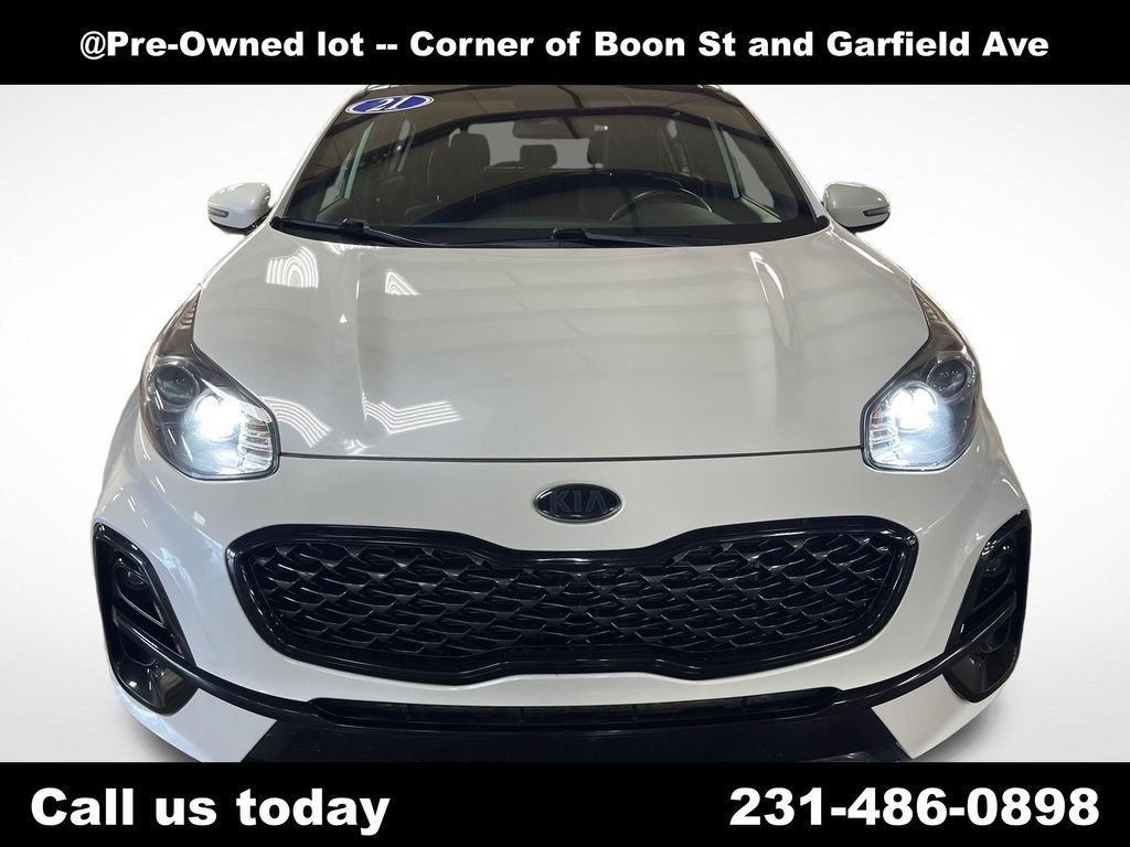 Used 2021  Kia S image 8