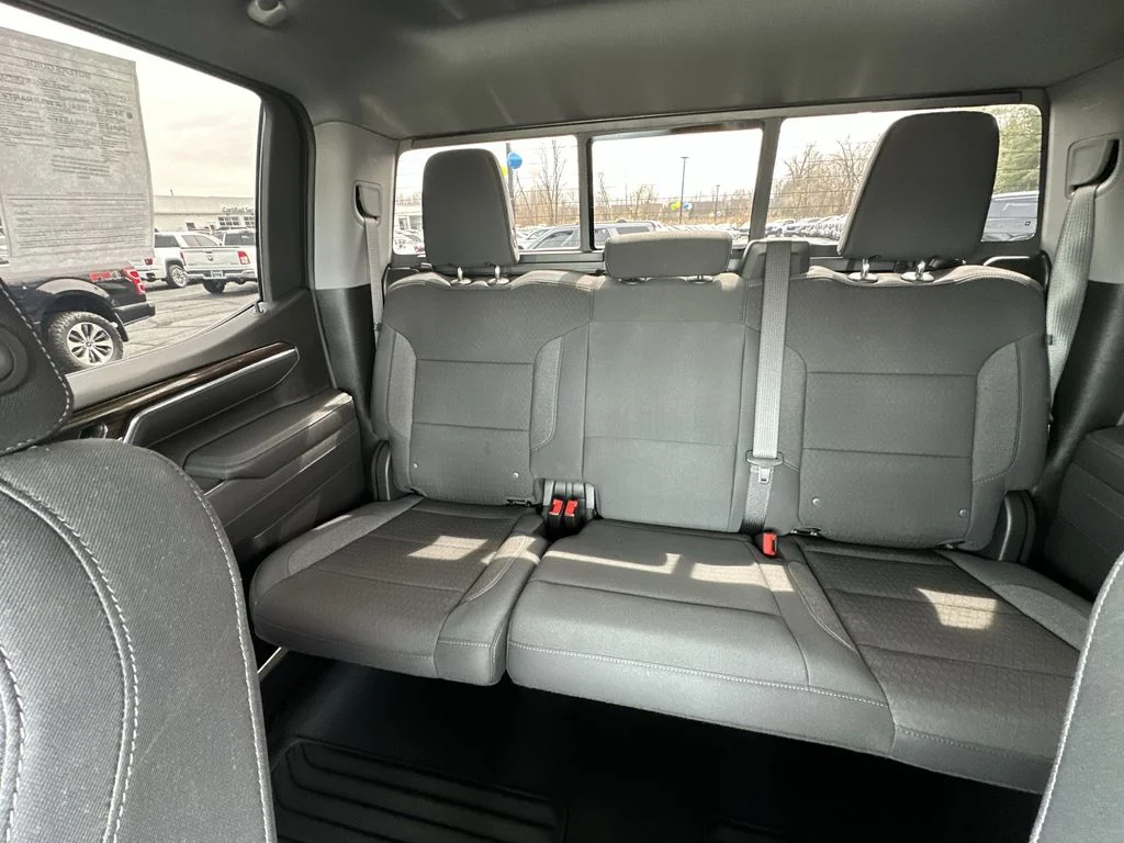 Used 2025 Black Chevrolet LT image 17