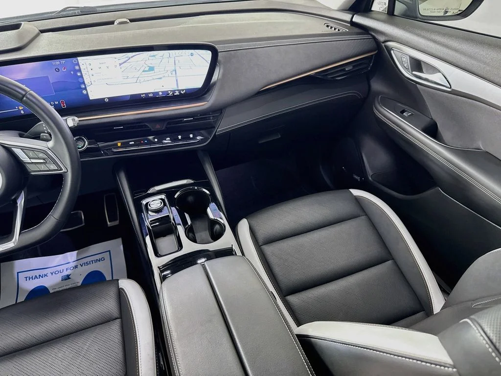 Used 2025 Summit White Buick Sport Touring image 28