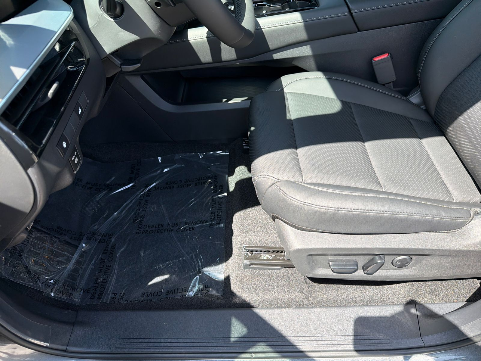 New 2026 Gray Nissan SL image 24