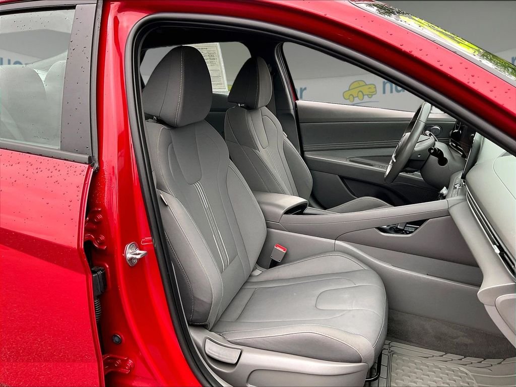 Used 2023 Scarlet Red Pearl Hyundai SEL image 10