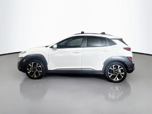 Used 2022 Lunar Hyundai Limited image 6