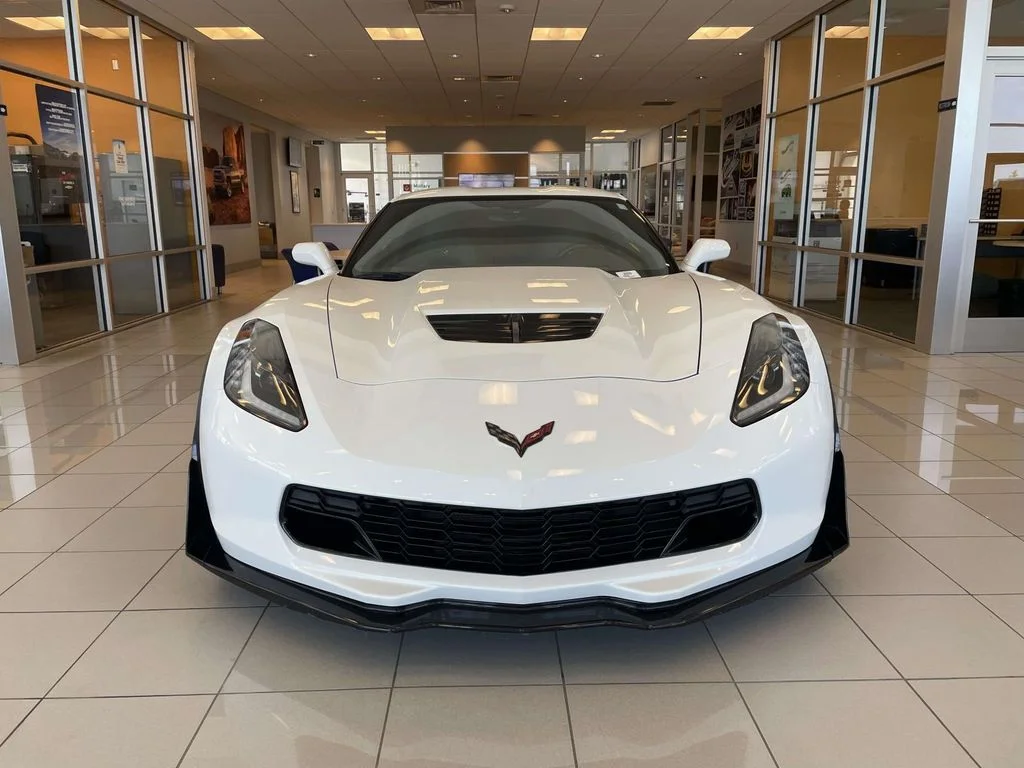 Used 2015 ARCTIC WHITE Chevrolet Z06 3LZ image 2